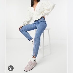 Stradivarius Cotton Split Front Mom Jeans with Stretch in Blue